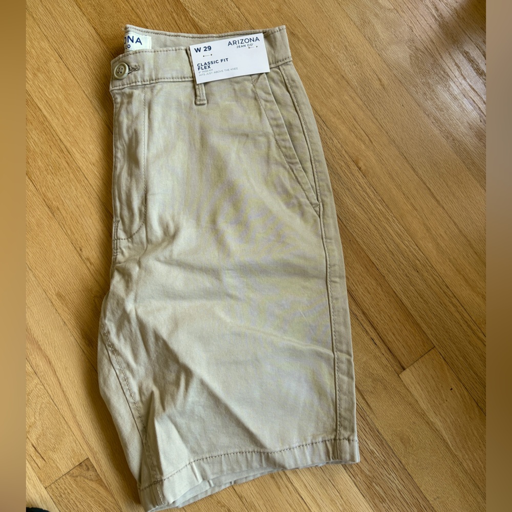 NWT Arizona Khaki Chino Shorts Size 29